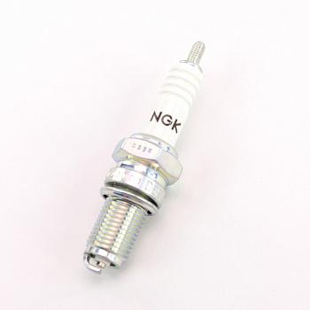 Свеча зажигания 2120 D8EA NGK (166FMM, 165FMM, 169FMM, 172FMM) Свеча зажигания 2120 D8EA NGK (166FMM, 165FMM, 169FMM, 172FMM)
